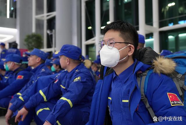 程昊：我是記者，也是名...